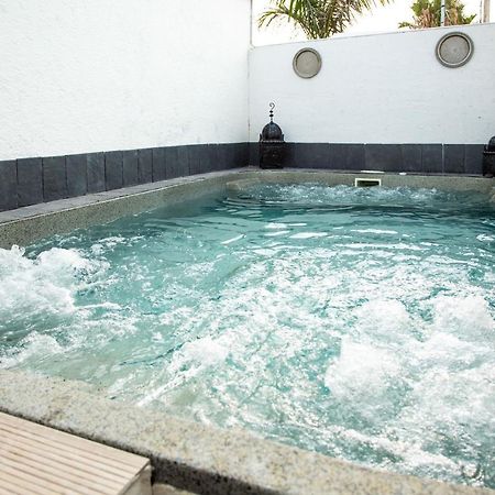 Villa Egipto Con Jacuzzi Y Piscina Climatizada Chiclana de la Frontera Ngoại thất bức ảnh